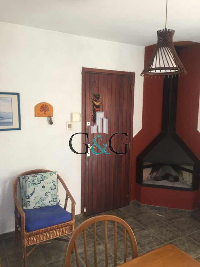 Casa ID.73 - IDEAL INVERSION Casa 2 dormitorios estilo colonial - Pinares