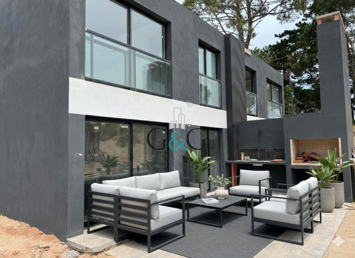 Casa ID.1 -  Casa en construcción - Punta Del Este  Piedras del chileno 