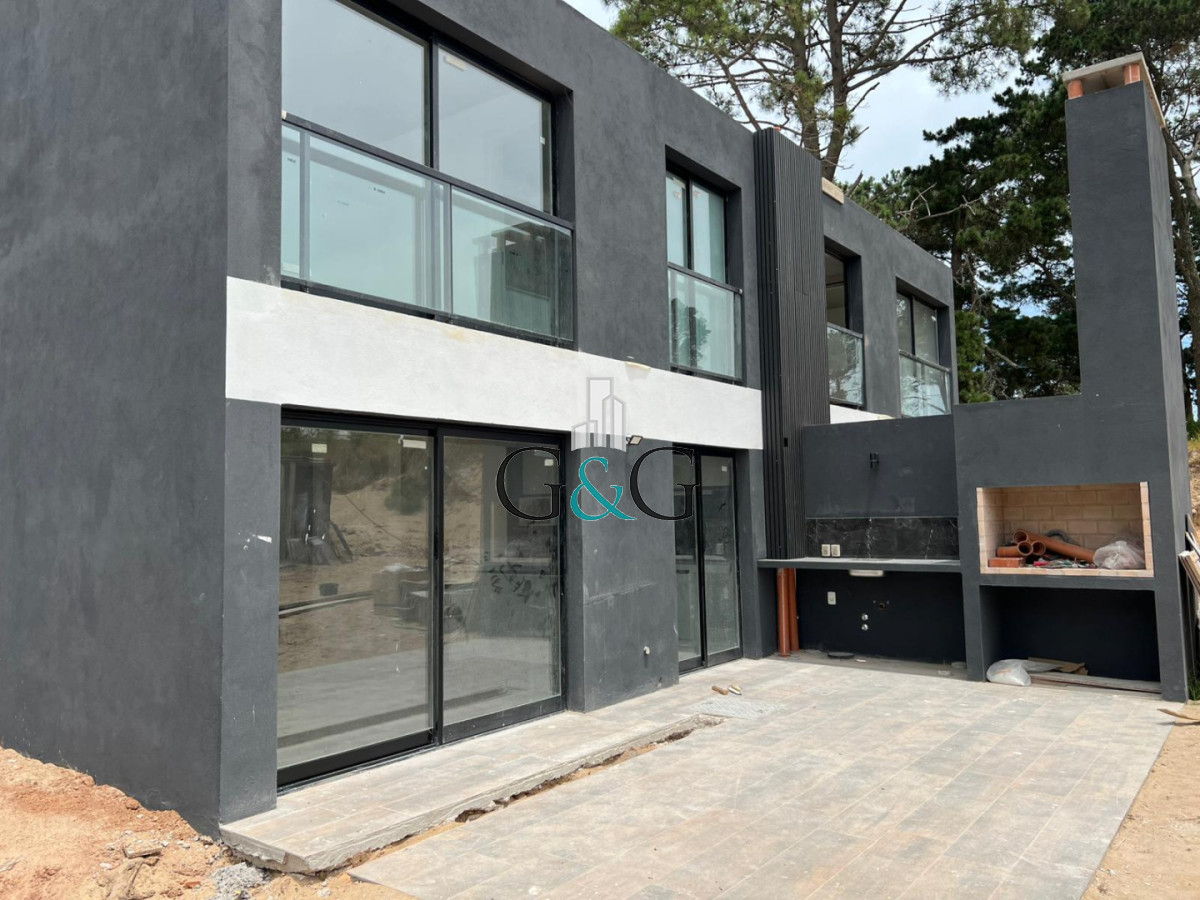Casa ID.1 -  Casa en construcción - Punta Del Este  Piedras del chileno 