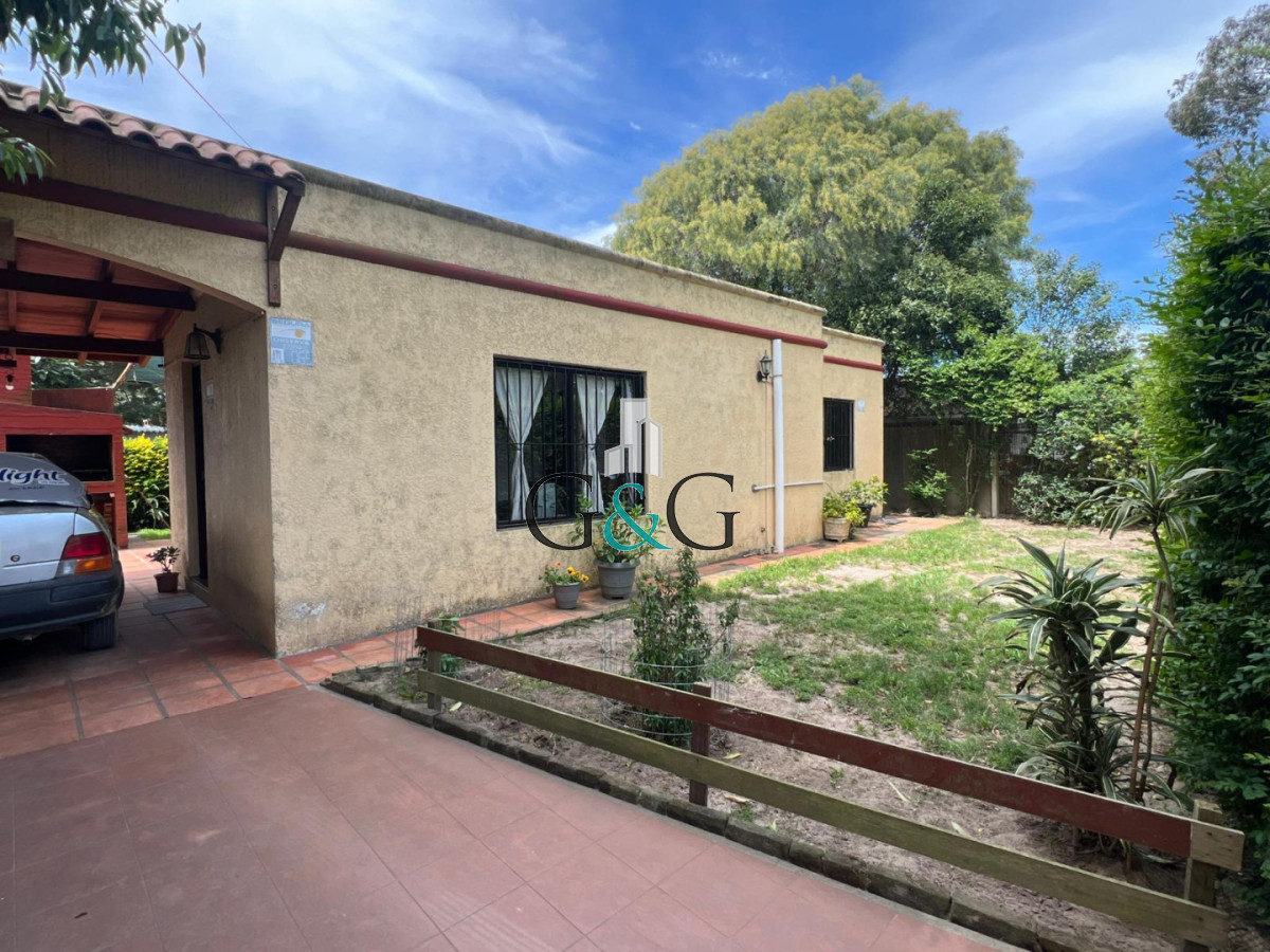 Casa ID.73 - IDEAL INVERSION Casa 2 dormitorios estilo colonial - Pinares