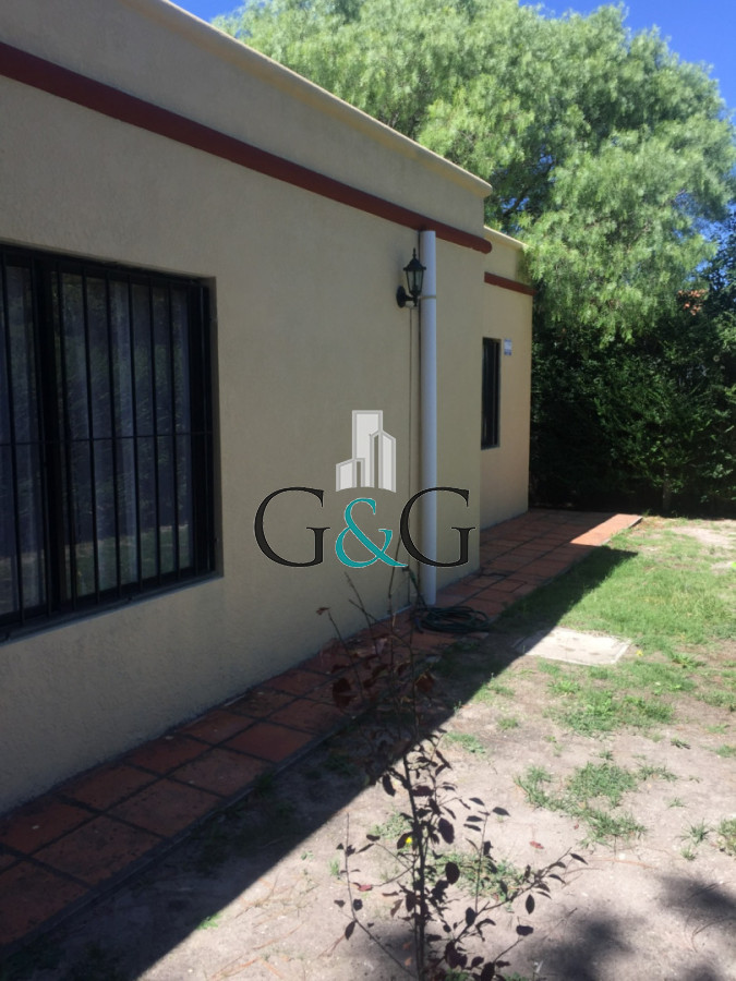 Casa ID.73 - IDEAL INVERSION Casa 2 dormitorios estilo colonial - Pinares