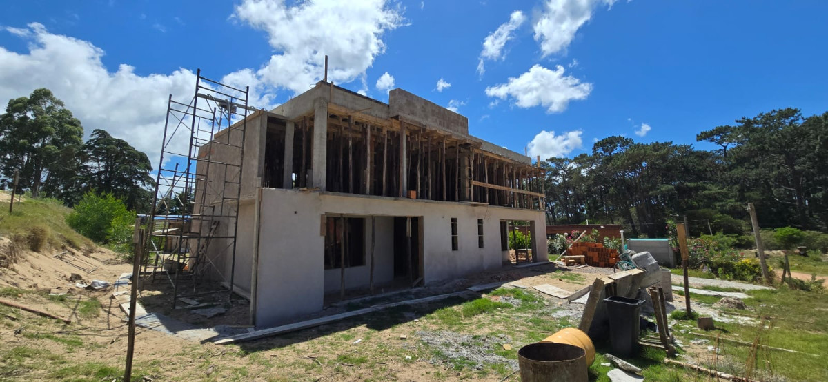  Casa en construcción - Punta Del Este  Punta Ballena 