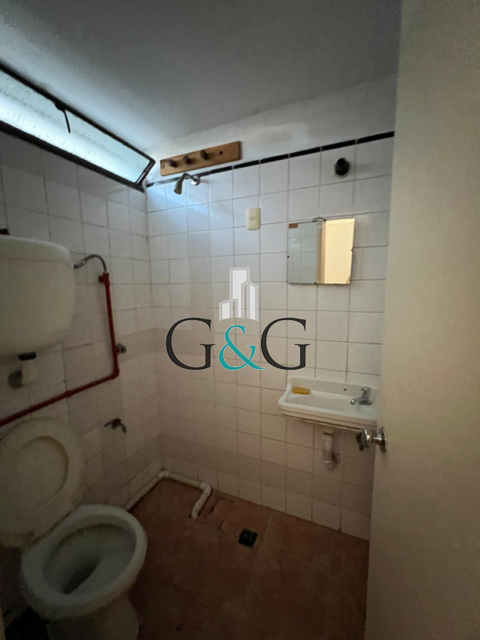 Local Comercial ID.74 - Local comercial multirubro - Buceo 