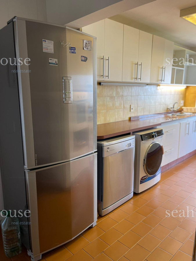 Apartamento Ref.1186 - Venta Apartamento Punta del Este Piso Alto Estupenda Vista y Amenities