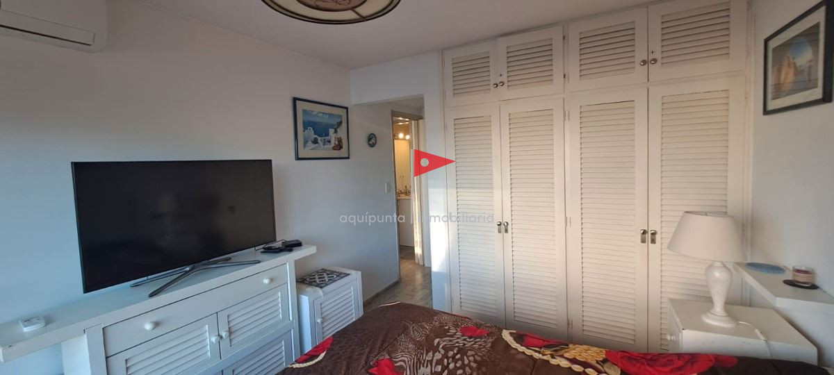 Apartamento ID.47 - Alquiler Anual Apartamento Punta Del Este Mansa Rambla 2 Dorm 2 baños suite cochera
