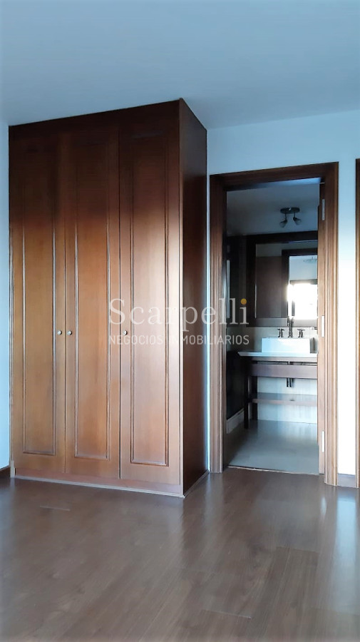 Apartamento ID.10429 - Amplio apartamento de categoría frente al Club de Golf