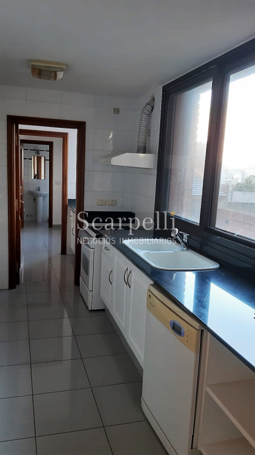 Apartamento ID.10429 - Amplio apartamento de categoría frente al Club de Golf