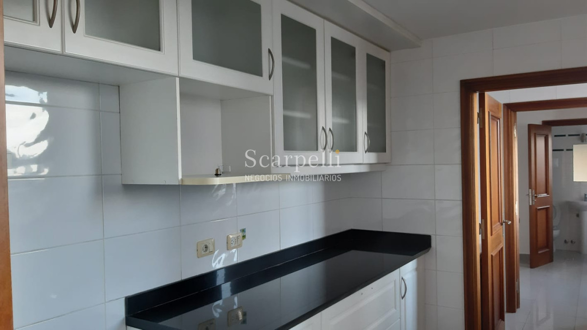 Apartamento ID.10429 - Amplio apartamento de categoría frente al Club de Golf