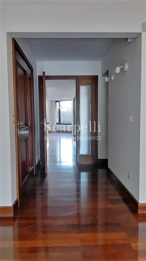 Apartamento ID.10429 - Amplio apartamento de categoría frente al Club de Golf