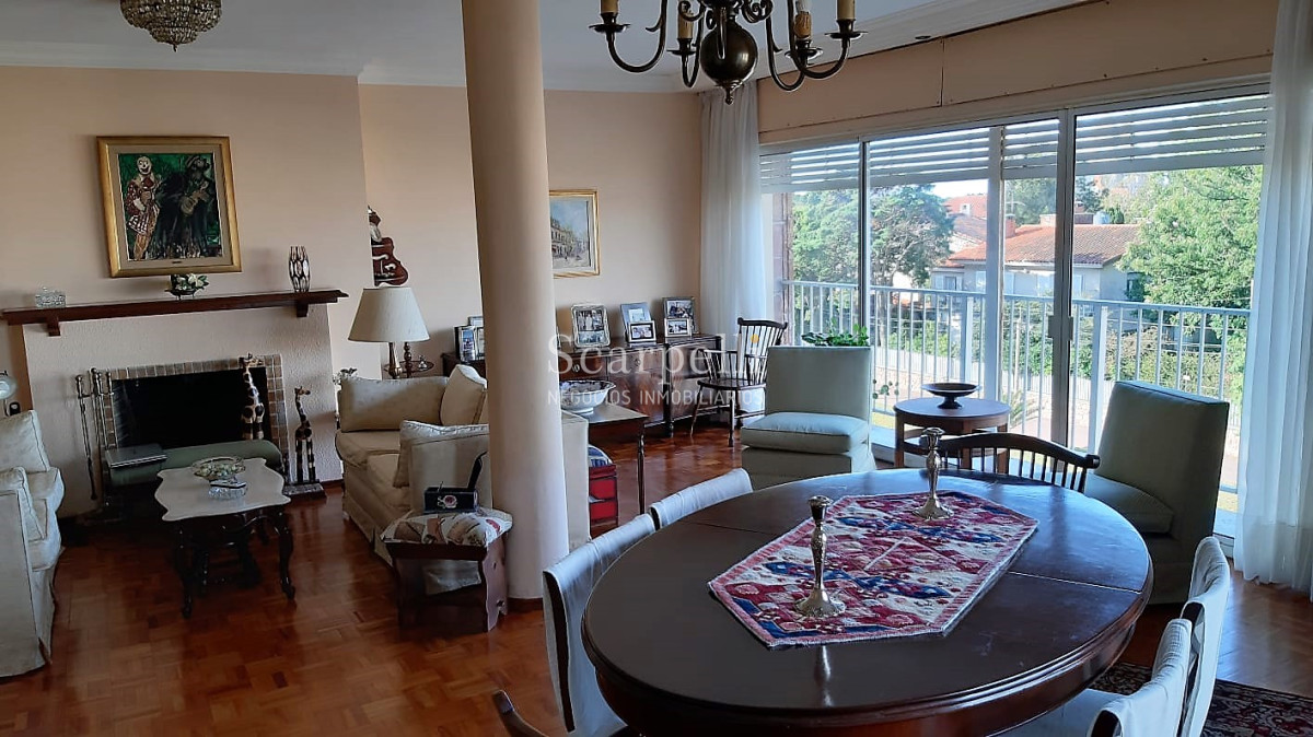 Apartamento ID.10556 - Amplio apartamento en Edificio Clásico de Carrasco con la mejor vista