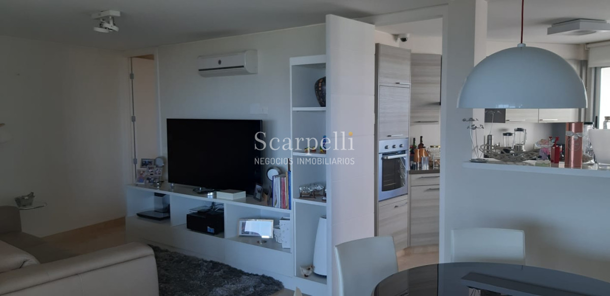 Apartamento ID.10635 - Moderno apartamento con tecnología de punta y la mejor vista sobre Club de Golf y Rambla de Montevideo