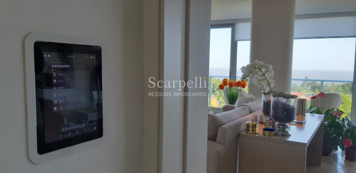 Apartamento ID.10635 - Moderno apartamento con tecnología de punta y la mejor vista sobre Club de Golf y Rambla de Montevideo