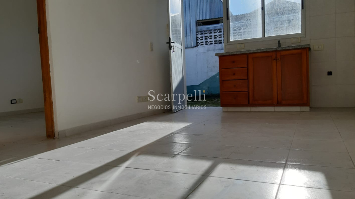 Apartamento ID.11665 - Excepcional Oportunidad de Renta! Complejo de 7 apartamentos en PH en Barrio La Sonrisa Maldonado