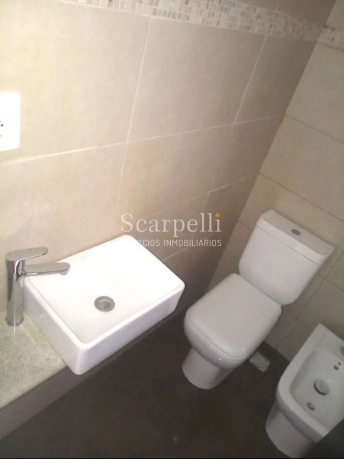 Apartamento ID.12130 - Monoambiente reciclado a estrenar próximo a Facultad de Medicina y demás