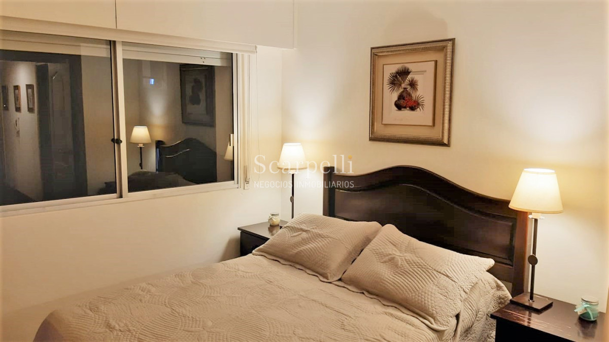 Apartamento ID.12838 - Alquiler Apartamento Rambla Pocitos piso alto equipado 1 dormitorio con garage
