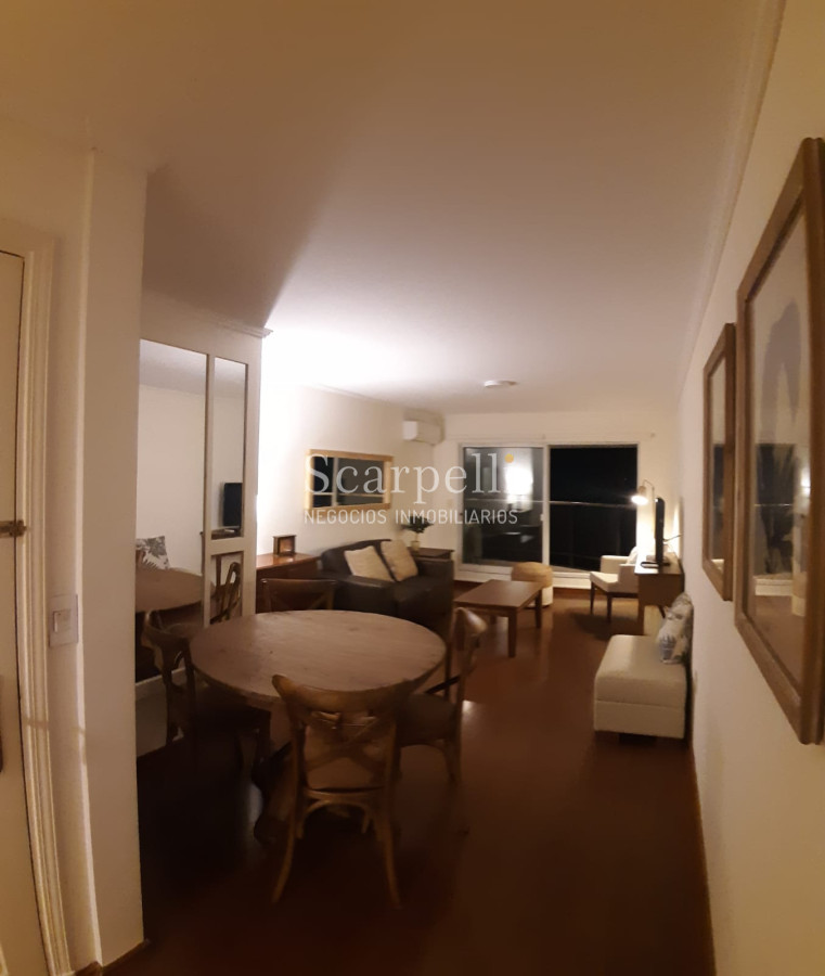 Apartamento ID.12838 - Alquiler Apartamento Rambla Pocitos piso alto equipado 1 dormitorio con garage