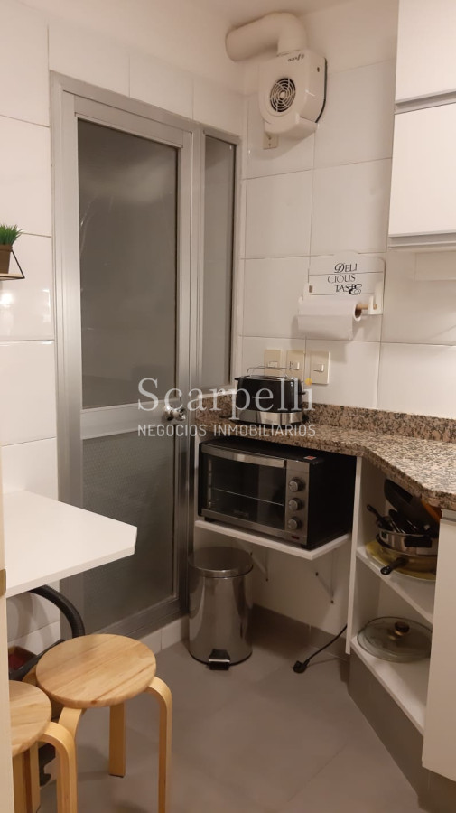 Apartamento ID.12838 - Alquiler Apartamento Rambla Pocitos piso alto equipado 1 dormitorio con garage