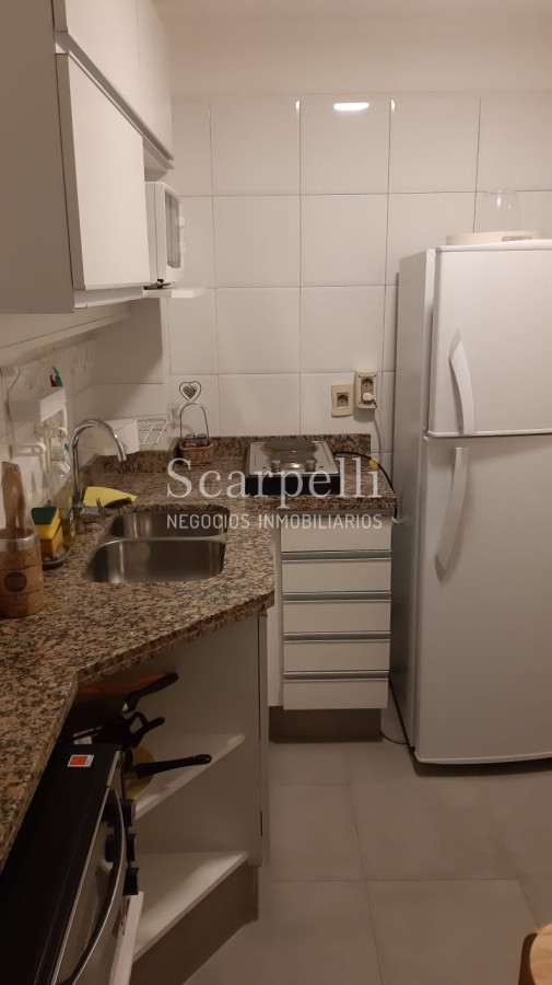 Apartamento ID.12838 - Alquiler Apartamento Rambla Pocitos piso alto equipado 1 dormitorio con garage