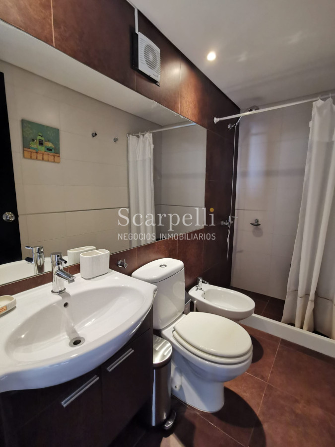 Apartamento ID.12898 - Punta Carretas muy proximo a la Rambla,  Club de Golf y Shopping Punta Carretas Piso Alto totalmente equipado