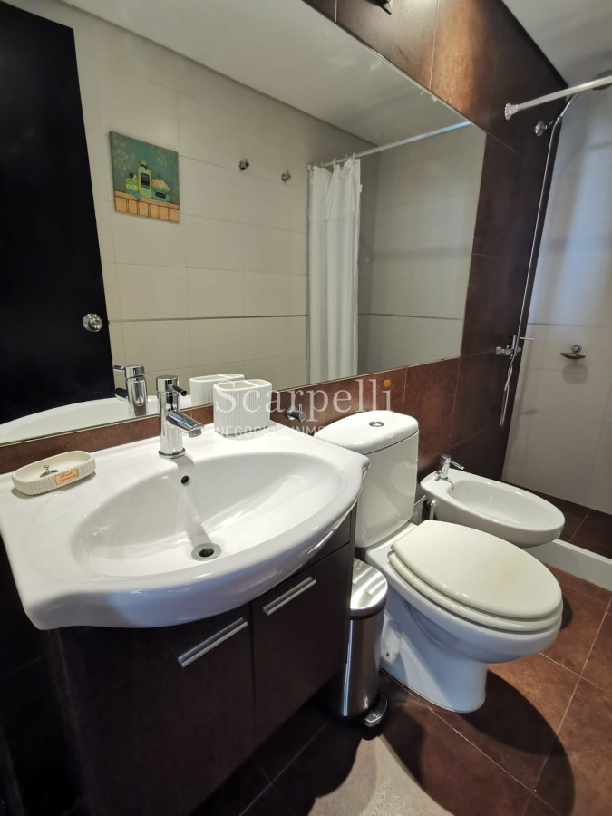 Apartamento ID.12898 - Punta Carretas muy proximo a la Rambla,  Club de Golf y Shopping Punta Carretas Piso Alto totalmente equipado