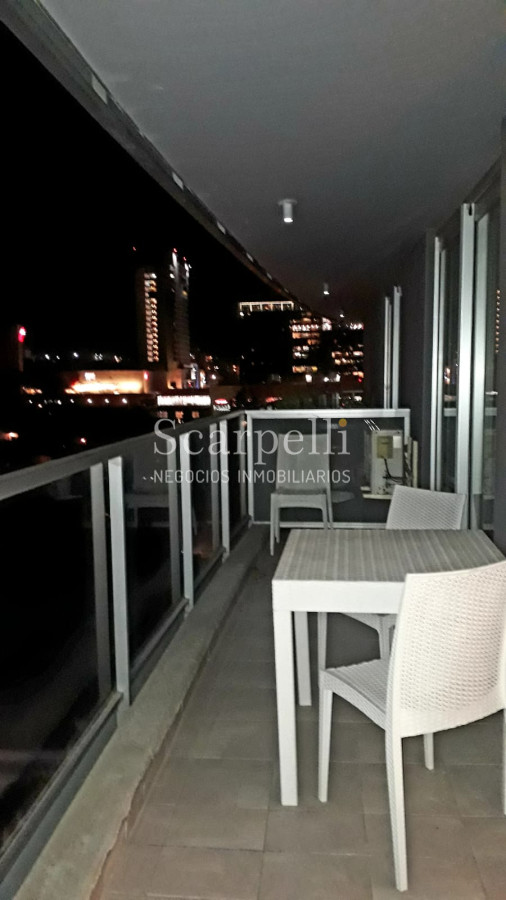 Apartamento ID.12898 - Punta Carretas muy proximo a la Rambla,  Club de Golf y Shopping Punta Carretas Piso Alto totalmente equipado