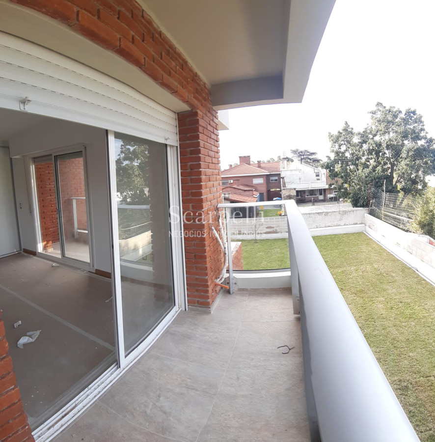 Apartamento ID.12918 - Estrene en Carrasco Apartamento de excelente calidad con amplios espacios verdes y la mejor orientación Norte con todo el Sol