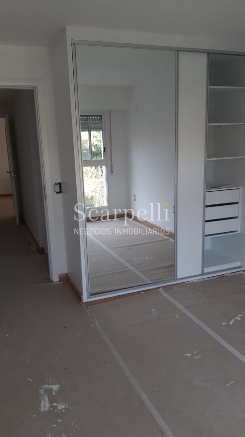 Apartamento ID.12918 - Estrene en Carrasco Apartamento de excelente calidad con amplios espacios verdes y la mejor orientación Norte con todo el Sol