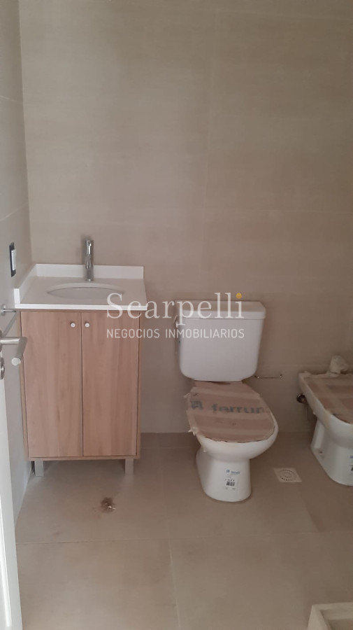 Apartamento ID.12918 - Estrene en Carrasco Apartamento de excelente calidad con amplios espacios verdes y la mejor orientación Norte con todo el Sol