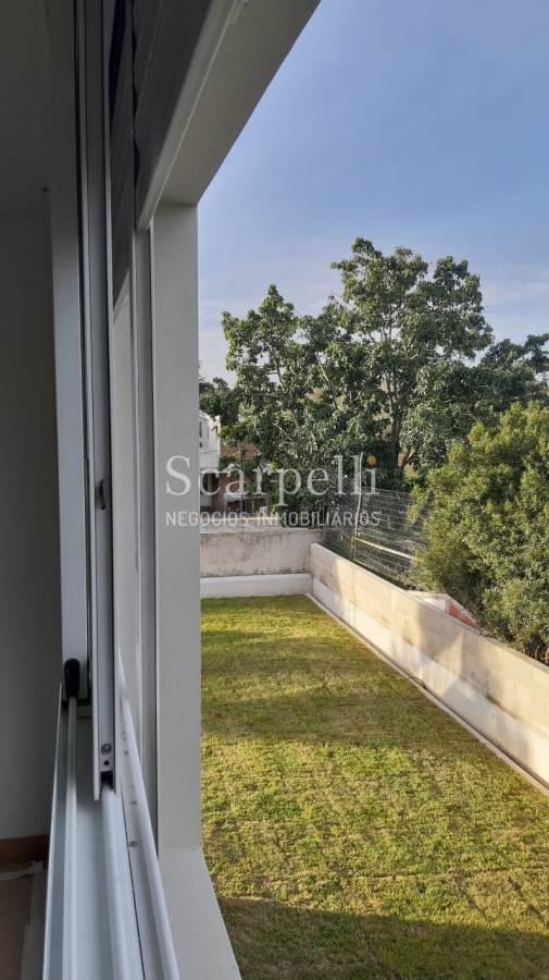 Apartamento ID.12918 - Estrene en Carrasco Apartamento de excelente calidad con amplios espacios verdes y la mejor orientación Norte con todo el Sol