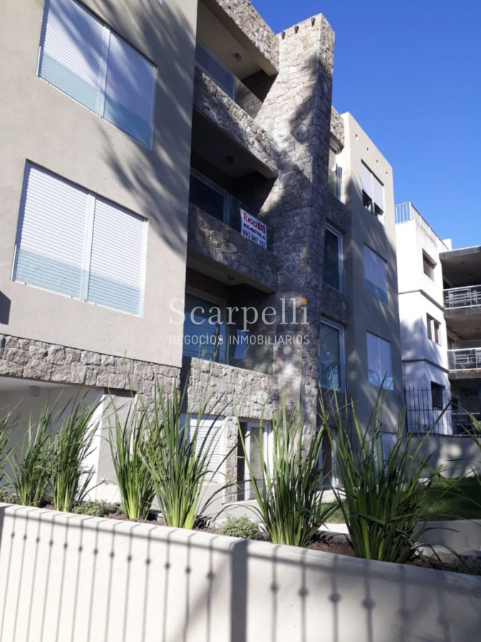 Apartamento ID.13331 - Apartamento 1 dormitorio en Edificio Latius Malvín a pasos de Rambla