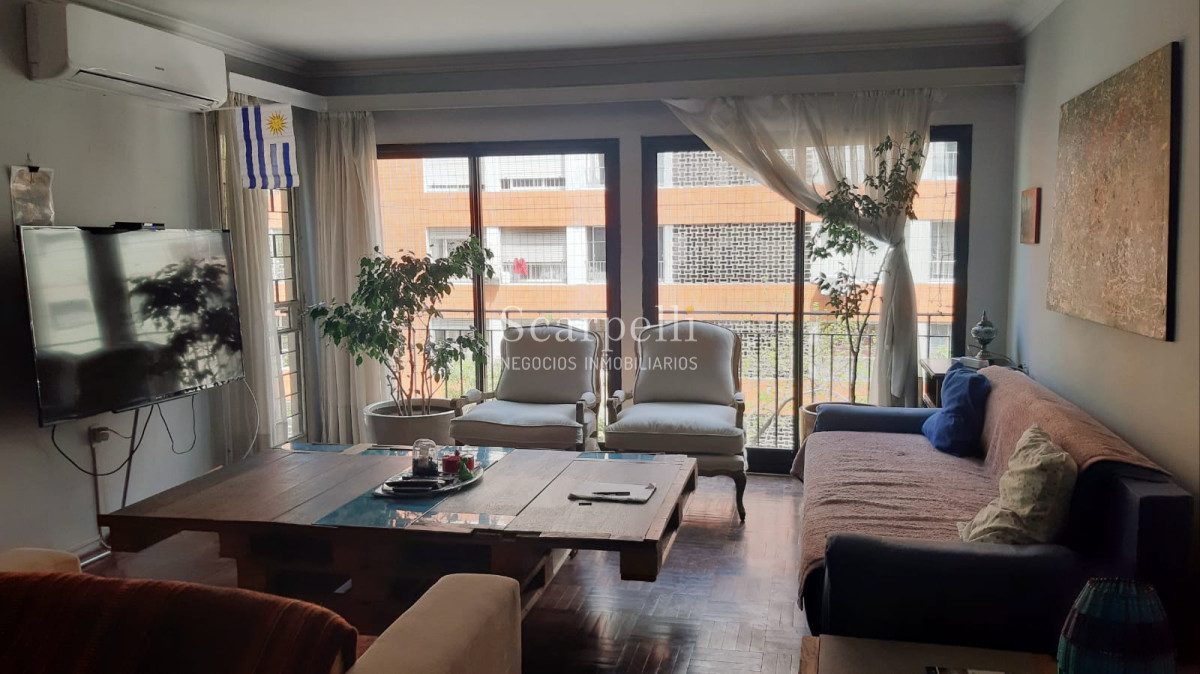 Apartamento ID.13393 - Apartamento Pocitos proximo Rambla: Guayaqui y Berro: 4 dormitorios + 3 baños + garage y Terraza