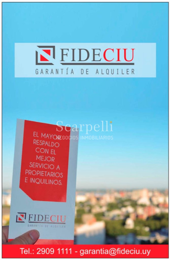 Apartamento ID.14583 - Monoambiente Totalmente equipado en Piso Alto frente a Plaza del Entrevero y a mts. de nuestra principal Avenida.