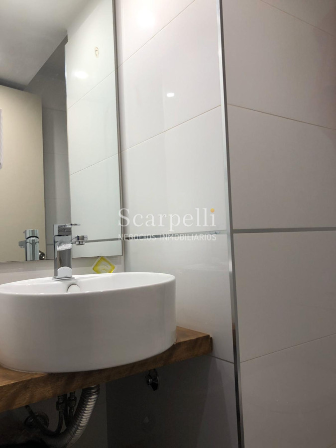 Apartamento ID.14660 - Apartamento en Malvín Céntrico : Orinoco y Estrázulas 2 dormitorios y 2 baños + Cochera todo a nuevo.-