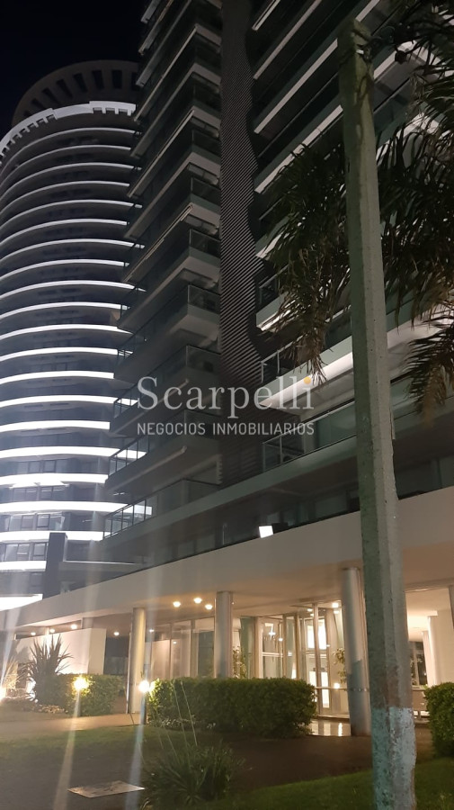 Apartamento ID.14749 - Moderno Edificio en Chiverta Cerca del Conrad - Península - Playa Brava & Mansa con todos los Amenities y Parrillero Individual.-