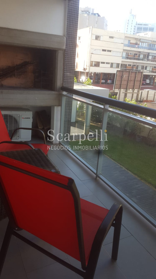 Apartamento ID.14749 - Moderno Edificio en Chiverta Cerca del Conrad - Península - Playa Brava & Mansa con todos los Amenities y Parrillero Individual.-