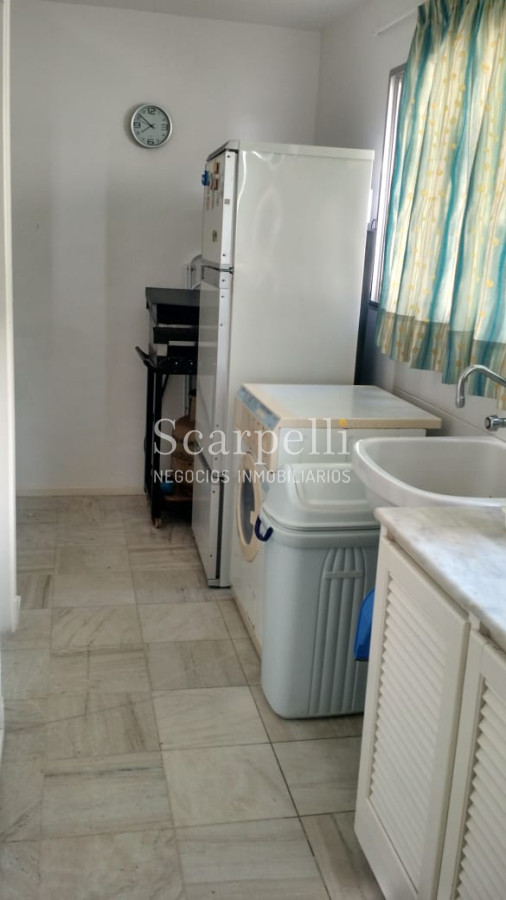 Apartamento ID.14776 - Apartamento en primerísima línea frente a El Emir en plena Península edificio con muy pocos co -propietarios.-