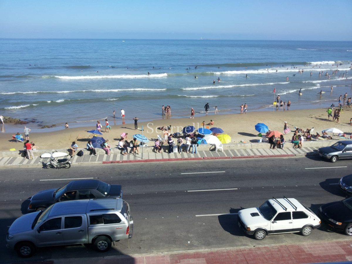Apartamento ID.14776 - Apartamento en primerísima línea frente a El Emir en plena Península edificio con muy pocos co -propietarios.-