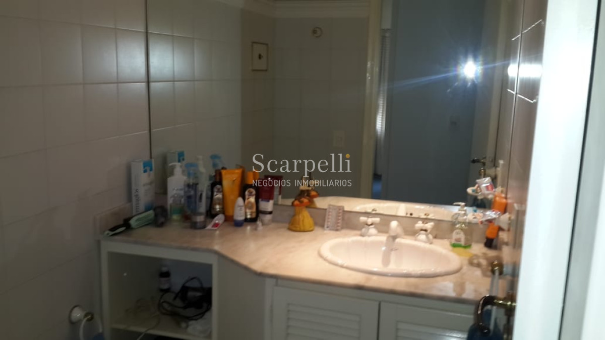 Apartamento ID.14776 - Apartamento en primerísima línea frente a El Emir en plena Península edificio con muy pocos co -propietarios.-