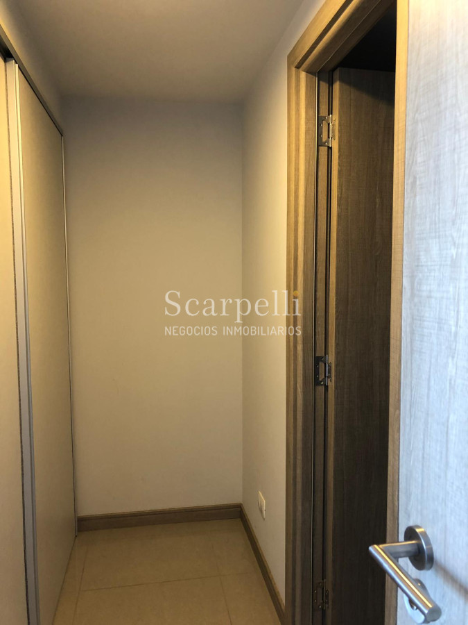 Apartamento ID.14815 - Frente a La Olla : Piso Alto : Edif. Onix con todos los Amenities, excelente vista & Amplios Ambientes.-