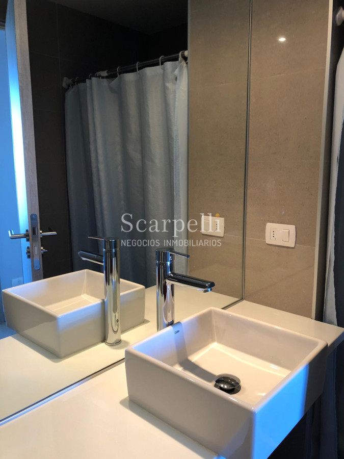 Apartamento ID.14815 - Frente a La Olla : Piso Alto : Edif. Onix con todos los Amenities, excelente vista & Amplios Ambientes.-