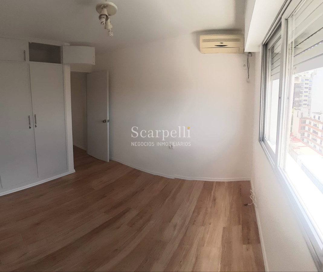 Apartamento ID.14951 - Apartamento en Piso Alto con excelente Vista  a mts. de 18 de Julio y Obelisco.-