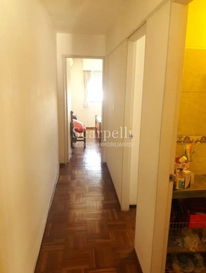 Apartamento ID.14951 - Apartamento en Piso Alto con excelente Vista  a mts. de 18 de Julio y Obelisco.-