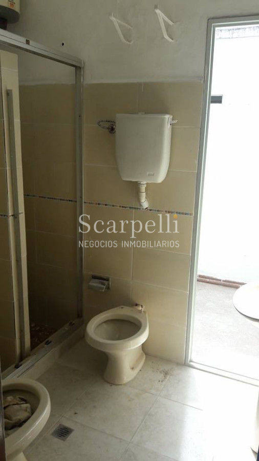 Apartamento ID.14965 - Alquiler Pocitos Apartamento Contrafrente  2 dormitorios Proximo Plaza Varela estufa leña patio