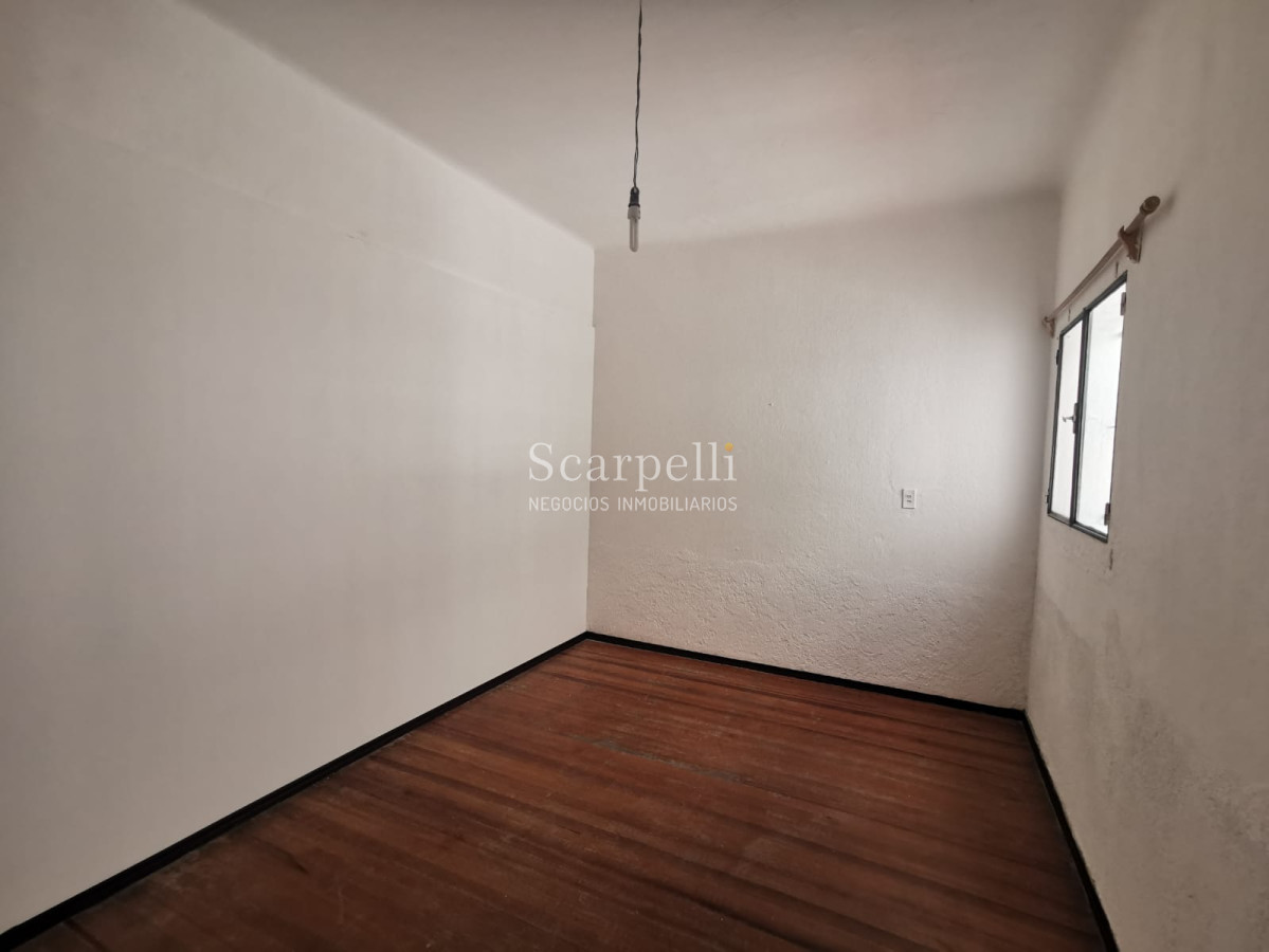 Apartamento ID.14965 - Alquiler Pocitos Apartamento Contrafrente  2 dormitorios Proximo Plaza Varela estufa leña patio