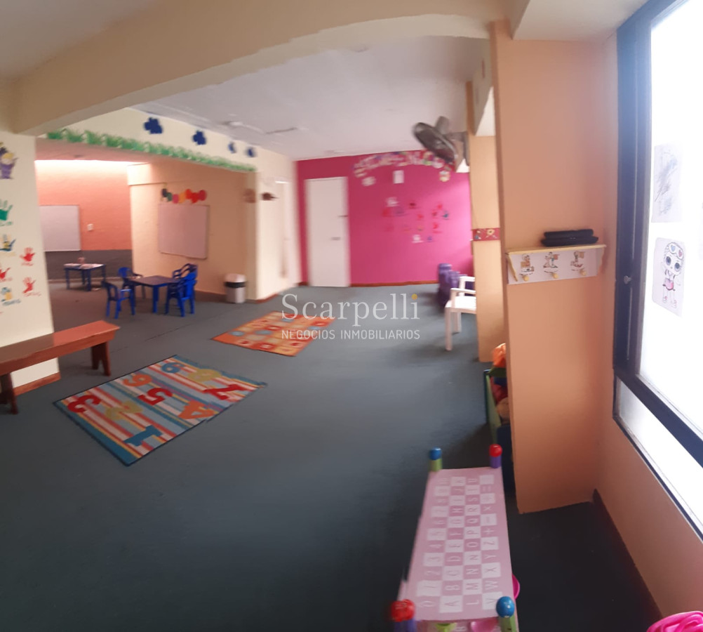 Apartamento ID.14984 - PARQUEMAR II  Frente a los Dedos y en el 2do. Centro Comercial de Pde con todos los servicios a mano y la Plaza Gastronómica mas en cuenta de la Península.-