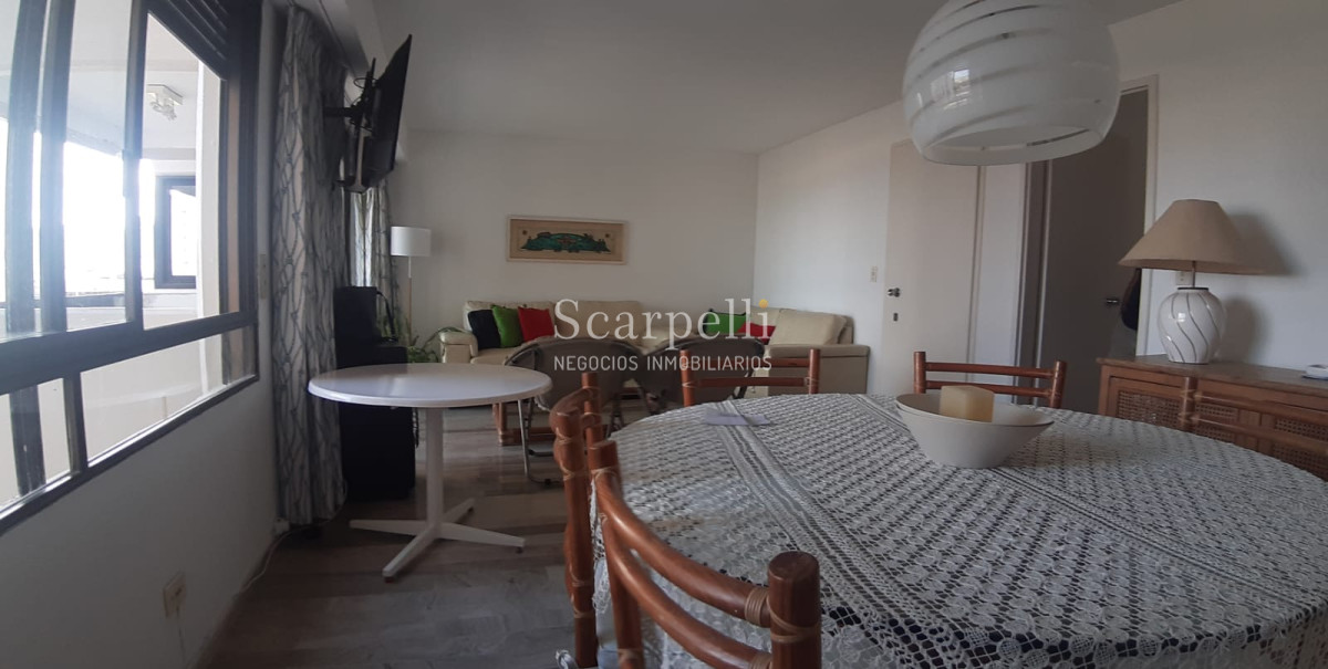 Apartamento ID.14984 - PARQUEMAR II  Frente a los Dedos y en el 2do. Centro Comercial de Pde con todos los servicios a mano y la Plaza Gastronómica mas en cuenta de la Península.-