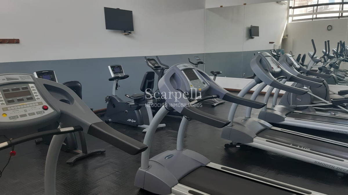Apartamento ID.14984 - PARQUEMAR II  Frente a los Dedos y en el 2do. Centro Comercial de Pde con todos los servicios a mano y la Plaza Gastronómica mas en cuenta de la Península.-