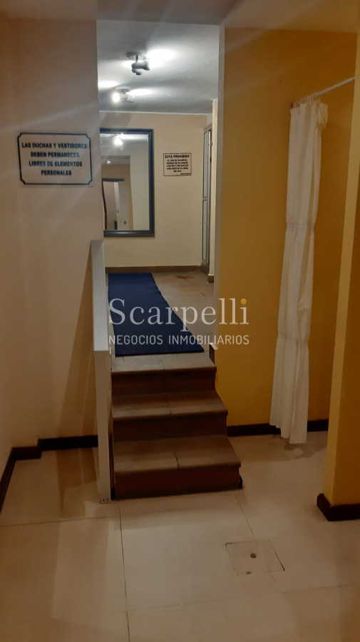 Apartamento ID.14984 - PARQUEMAR II  Frente a los Dedos y en el 2do. Centro Comercial de Pde con todos los servicios a mano y la Plaza Gastronómica mas en cuenta de la Península.-