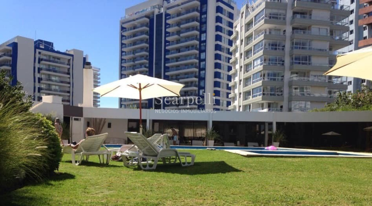 Apartamento ID.15225 - Divino apartamento frente a Playa Brava Punta del Este