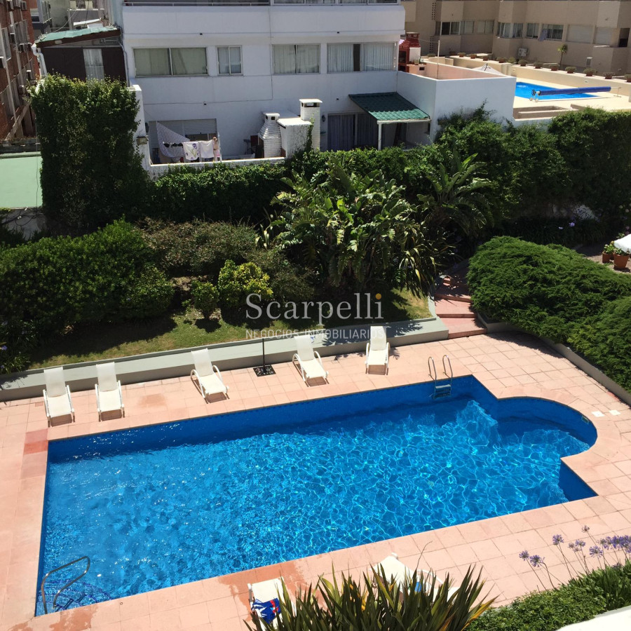 Apartamento ID.15377 - El Farallón - Península: Apartamento frente a El Emir 3er. piso con Estupenda Terraza al Mar